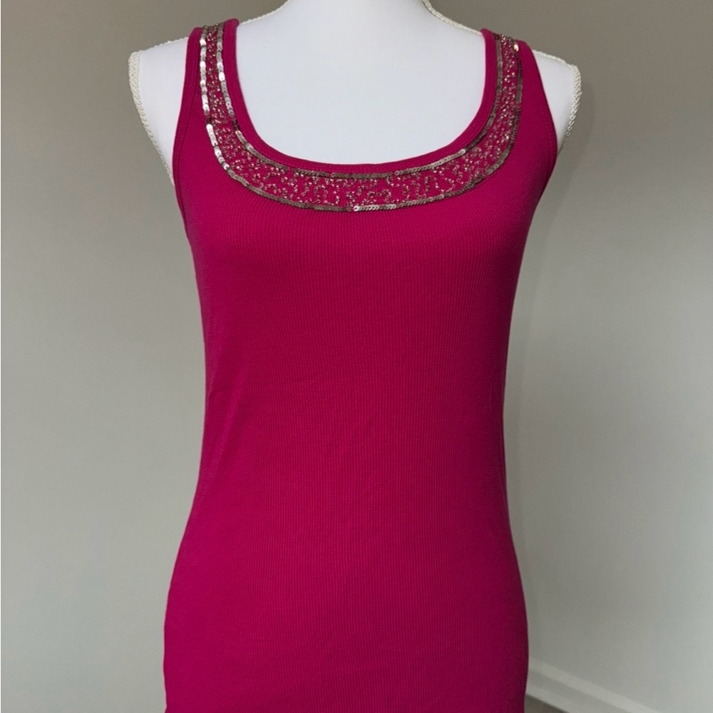 Old Navy Pink Ribbed Tank Top L Beaded Sequin Scoop Neck Y2K Stretchy - Picture 1 of 8